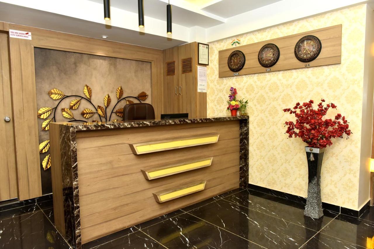 Hotel Royal King By Sky Stays Ahmedabad Esterno foto