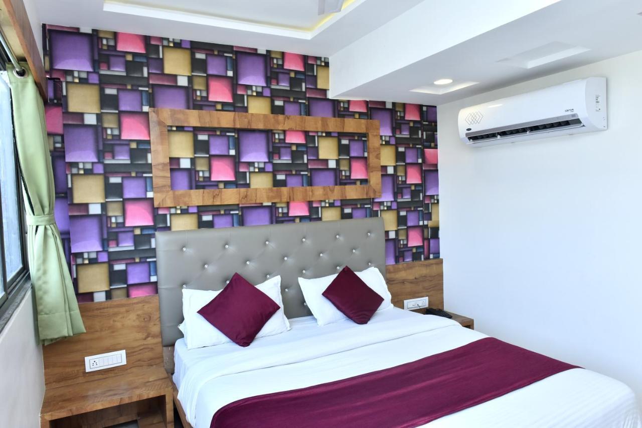 Hotel Royal King By Sky Stays Ahmedabad Esterno foto