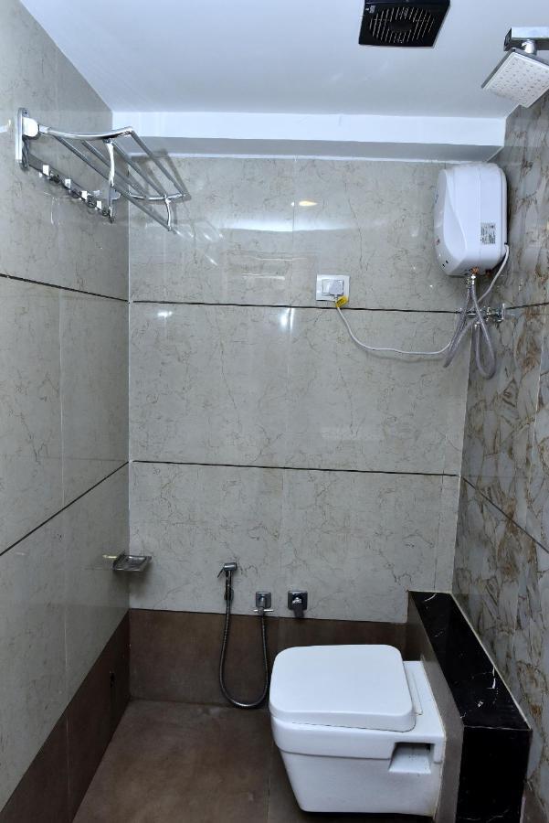 Hotel Royal King By Sky Stays Ahmedabad Esterno foto